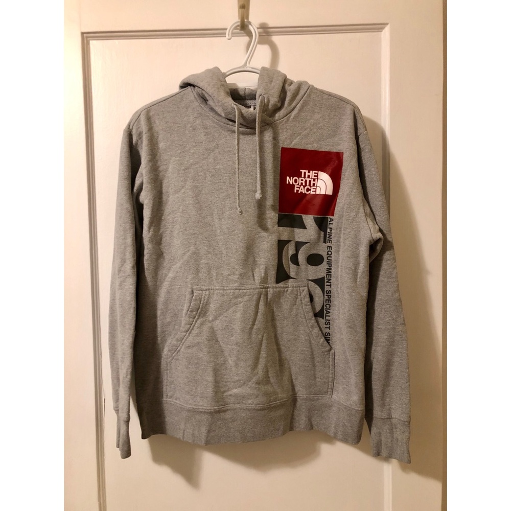 Men’s North Face Hoodie